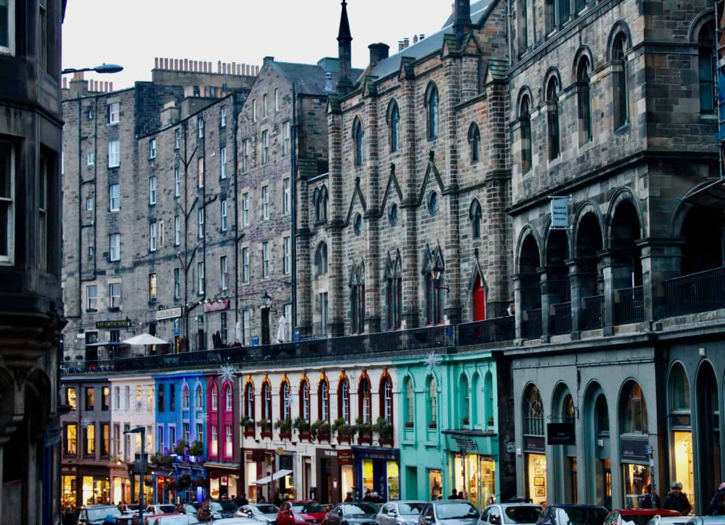 Beautiful shopping streets in Edinburgh