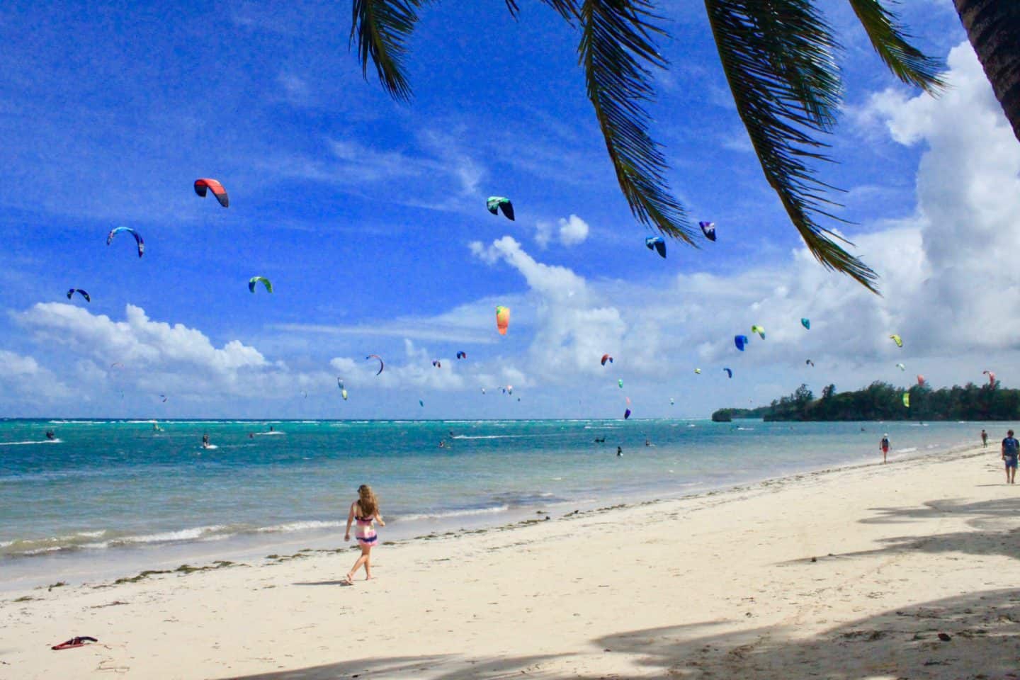 Watching the kitesurfers in Boracay