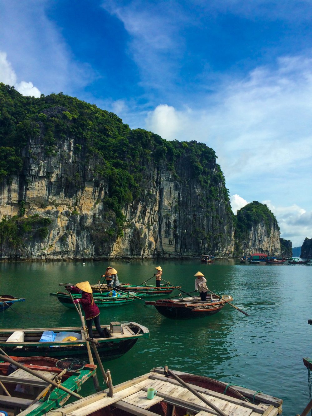 Sailing in Halong Bay
