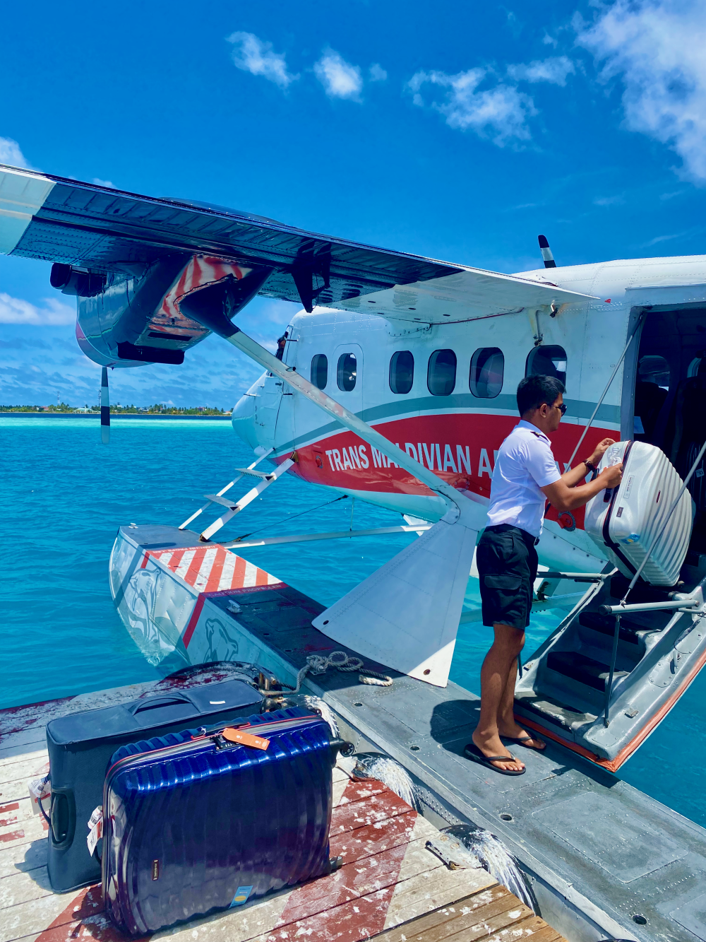 Transferring via seaplane to Angsana Velavaru from Velana International airport