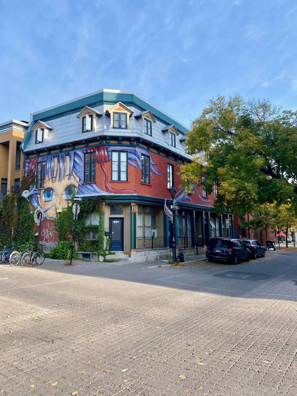 Street art in the Saint Laurent Boulevard area