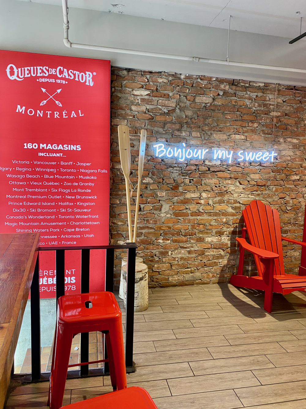 Inside Beavertails in Old Montréal