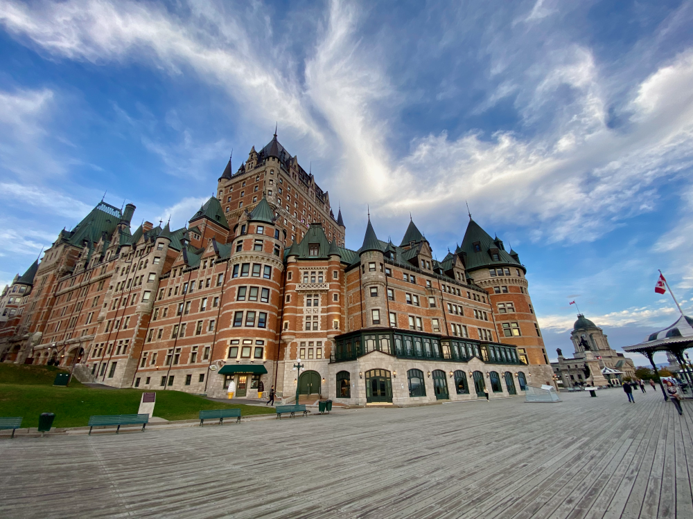 Menatap Château Frontenac dari Dufferin Terrace