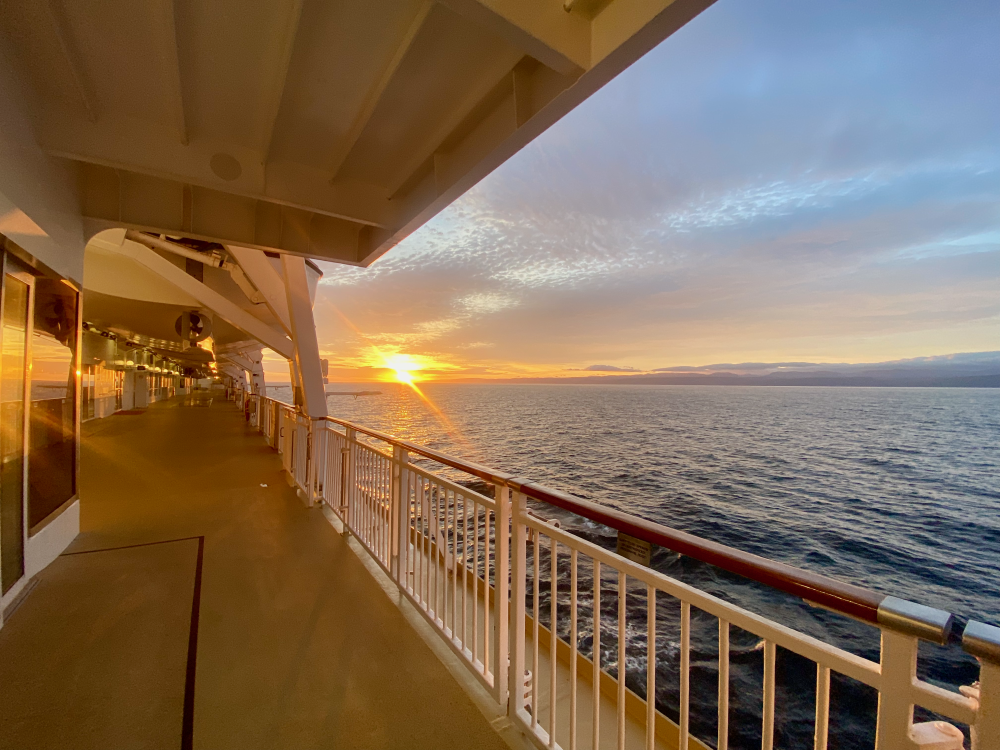 Sunrise on the Norwegian Pearl