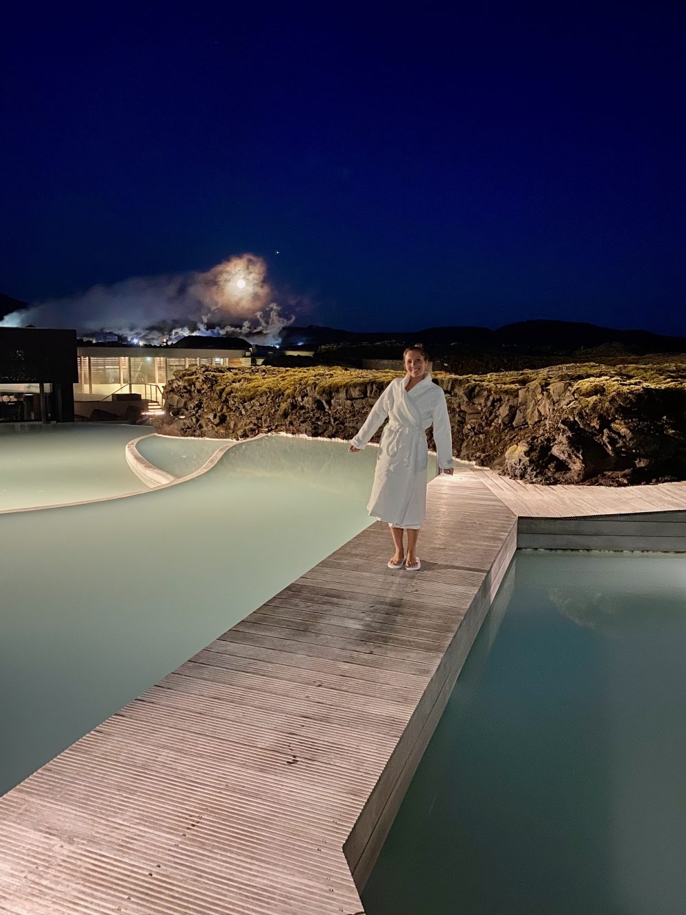 Enjoying the Retreat Lagoon after dark