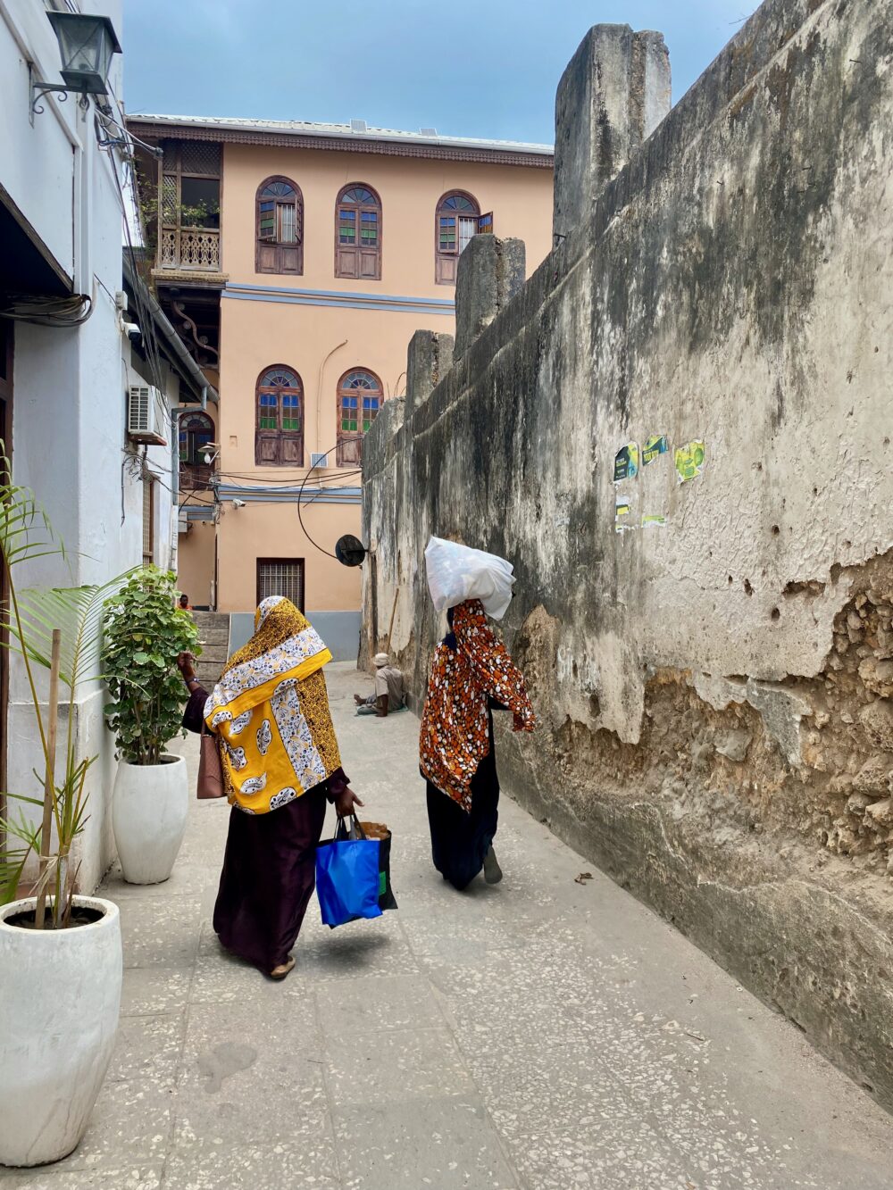 staying safe in Zanzibar