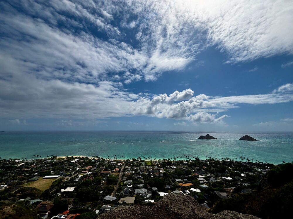 When is the best time to go to Oahu