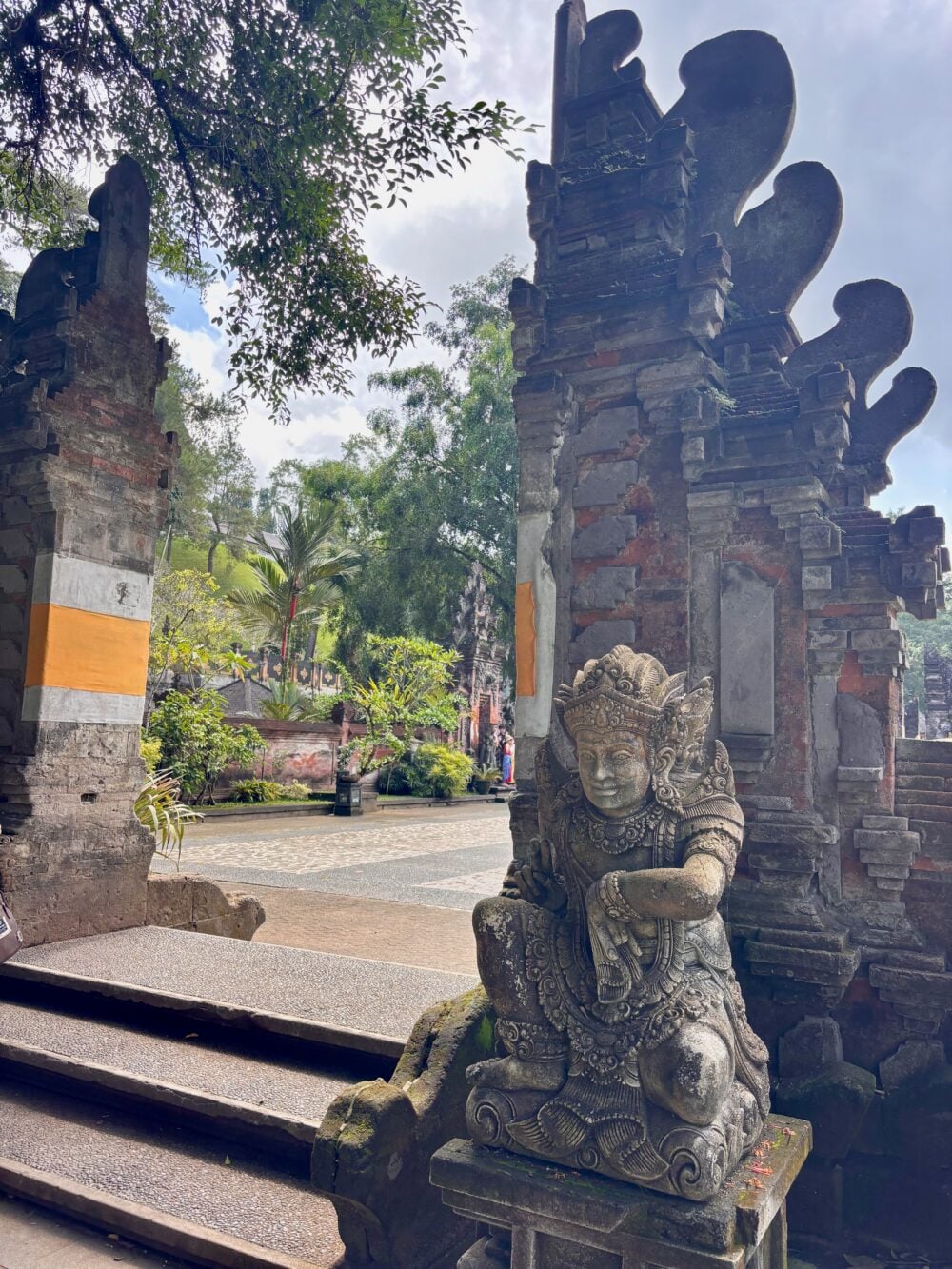 Exploring Tirta Empul temple in Ubud, Bali